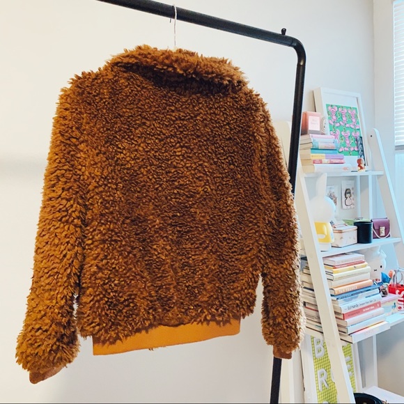 Teddy Bear Coat 🧸 - Picture 2 of 2